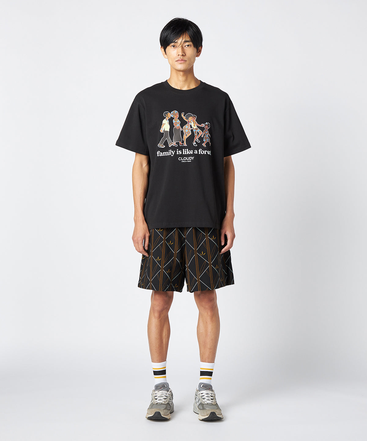 Lunch T-shirts Family is like a forest BLACK