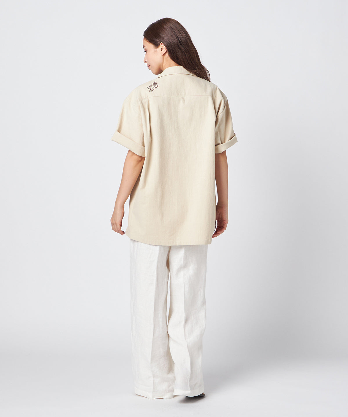 刺繍半袖シャツ "Everyday Ghana" BEIGE