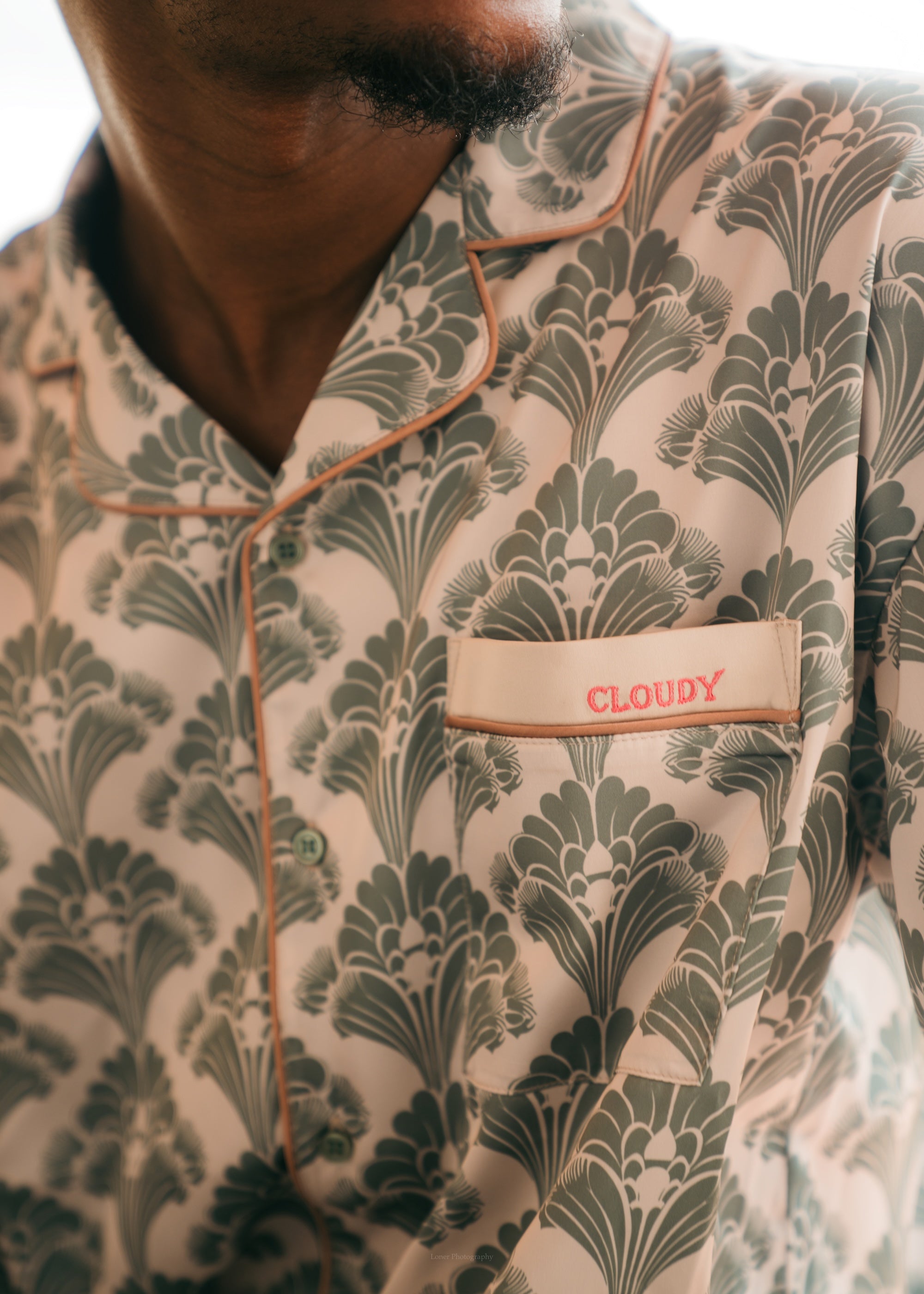 CLOUDY サテンパジャマセット Enigmatic elegance