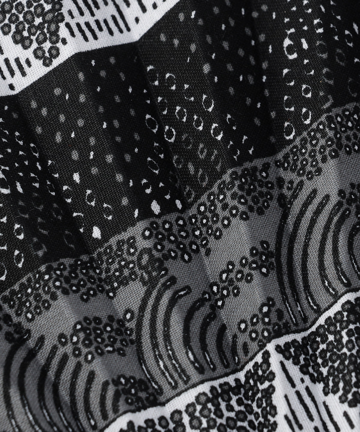 扇子 BLACK