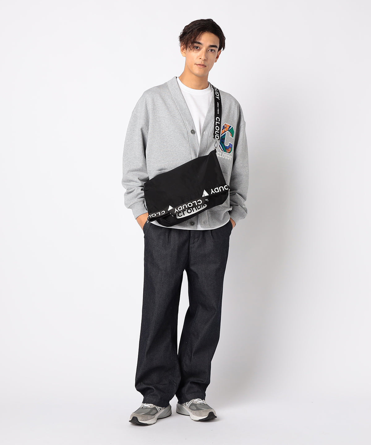 Reversible Shoulder Bag (Large) BLACK