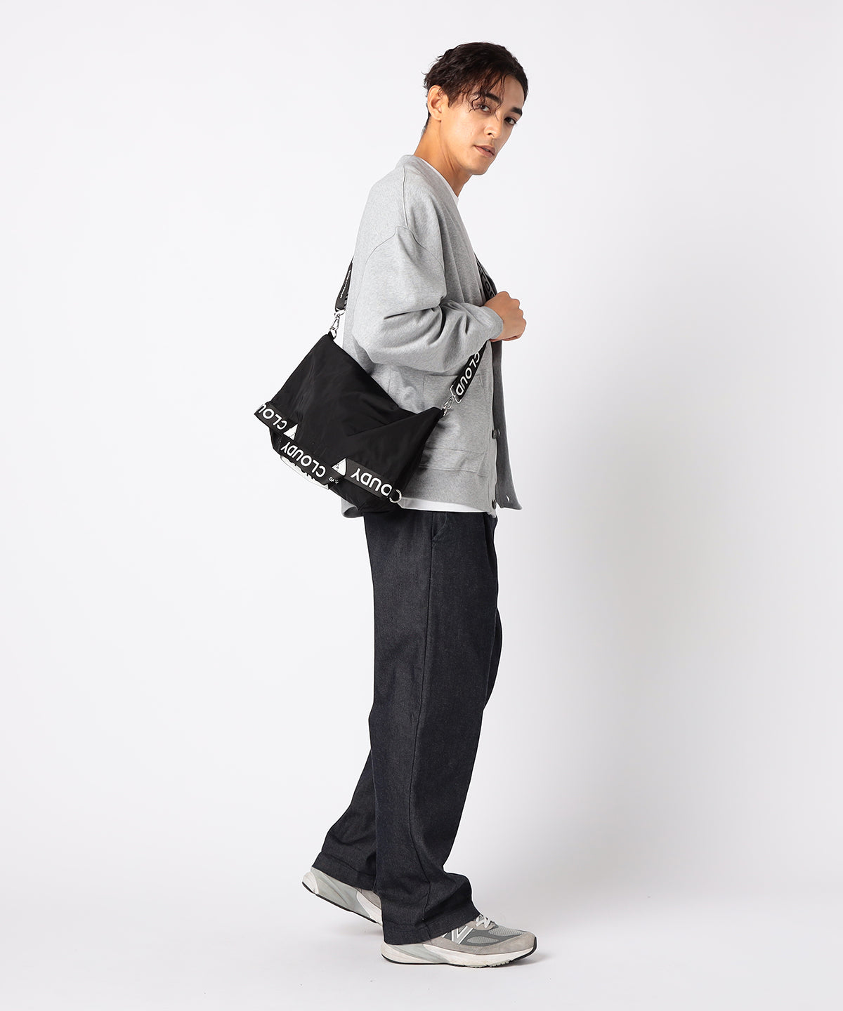 Reversible Shoulder Bag (Large) BLACK