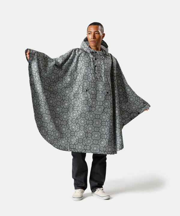 Recycled Poncho-style Rainwear BLACK