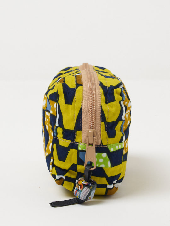 Pouch Large 467