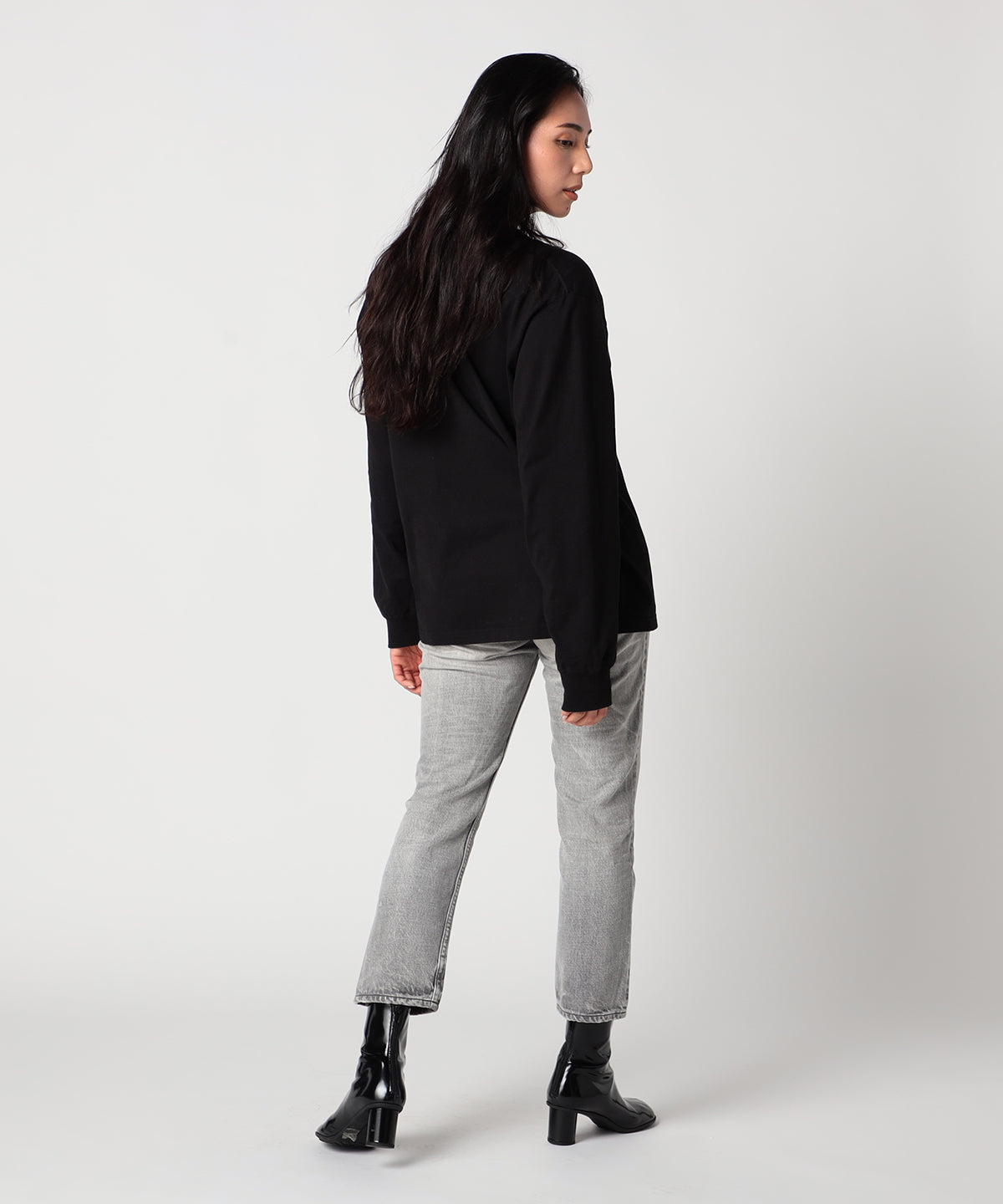 Long Sleeve T-Shirts CLOUDY characters BLACK
