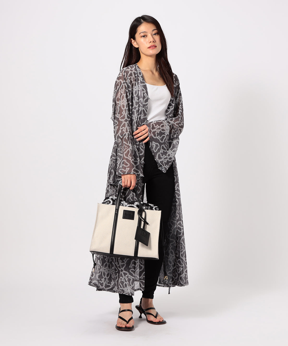 Square canvas tote Medium GREIGE