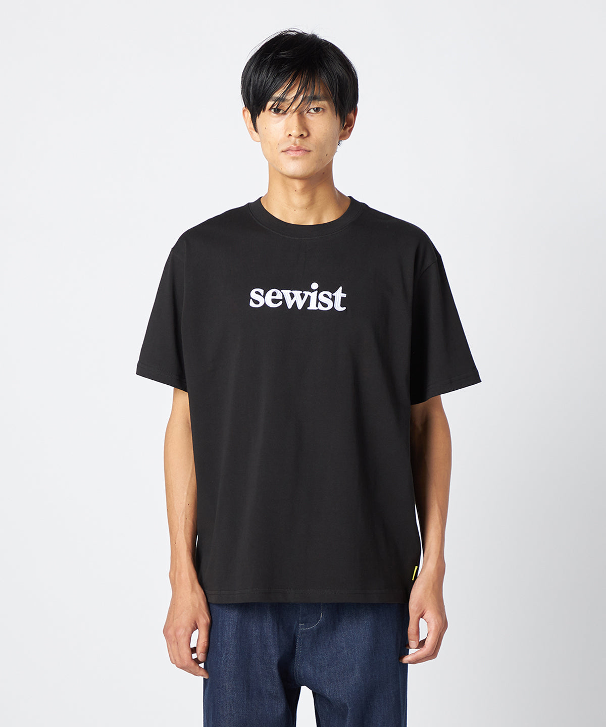 Lunch T-shirts sewist刺繍 BLACK