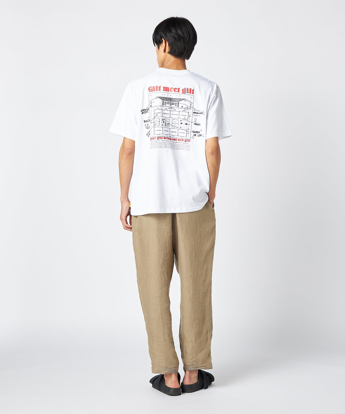 Lunch T-shirts GIFT MEET GIFT WHITE