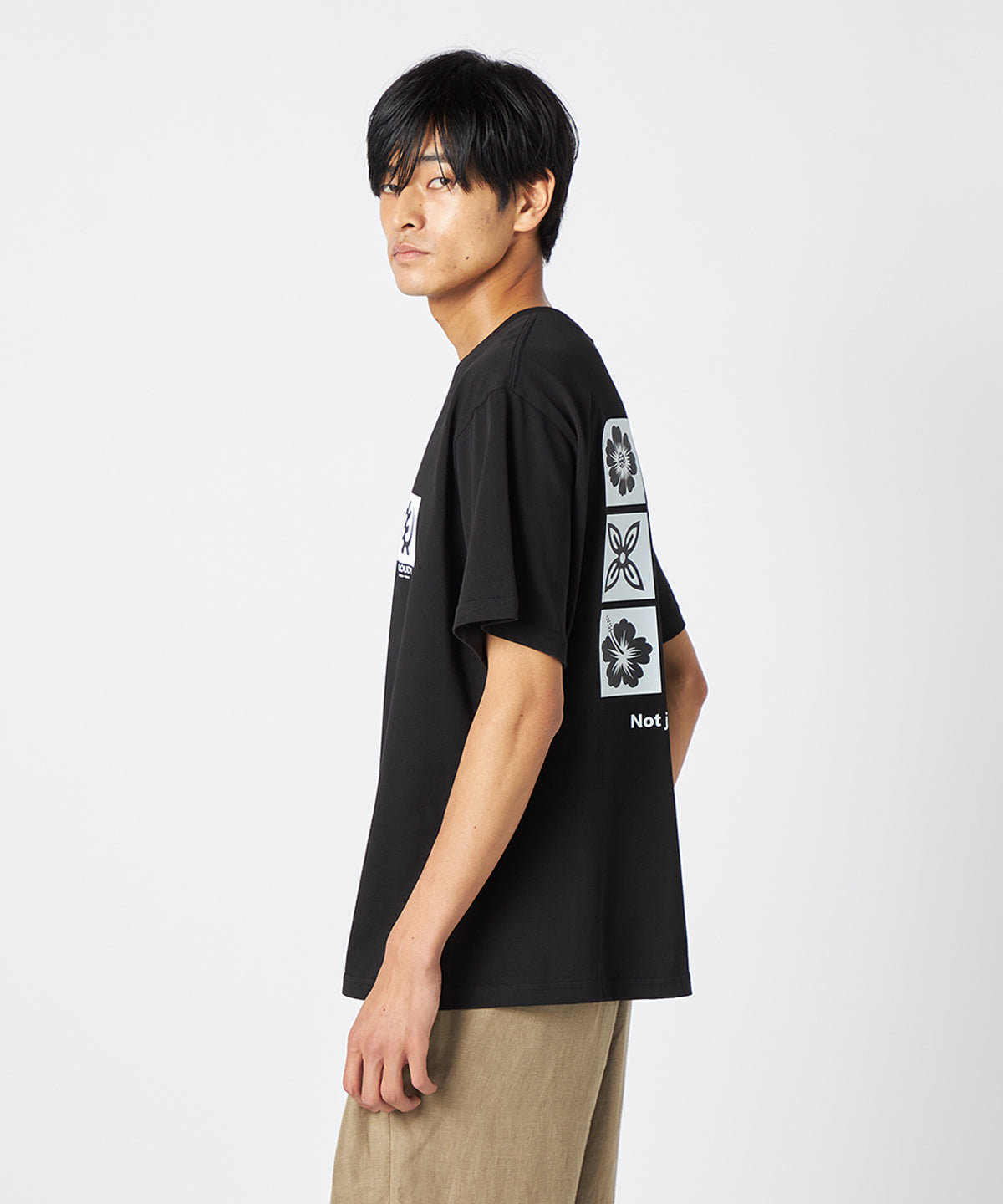 Lunch T-shirts flower and adinkra  BLACK