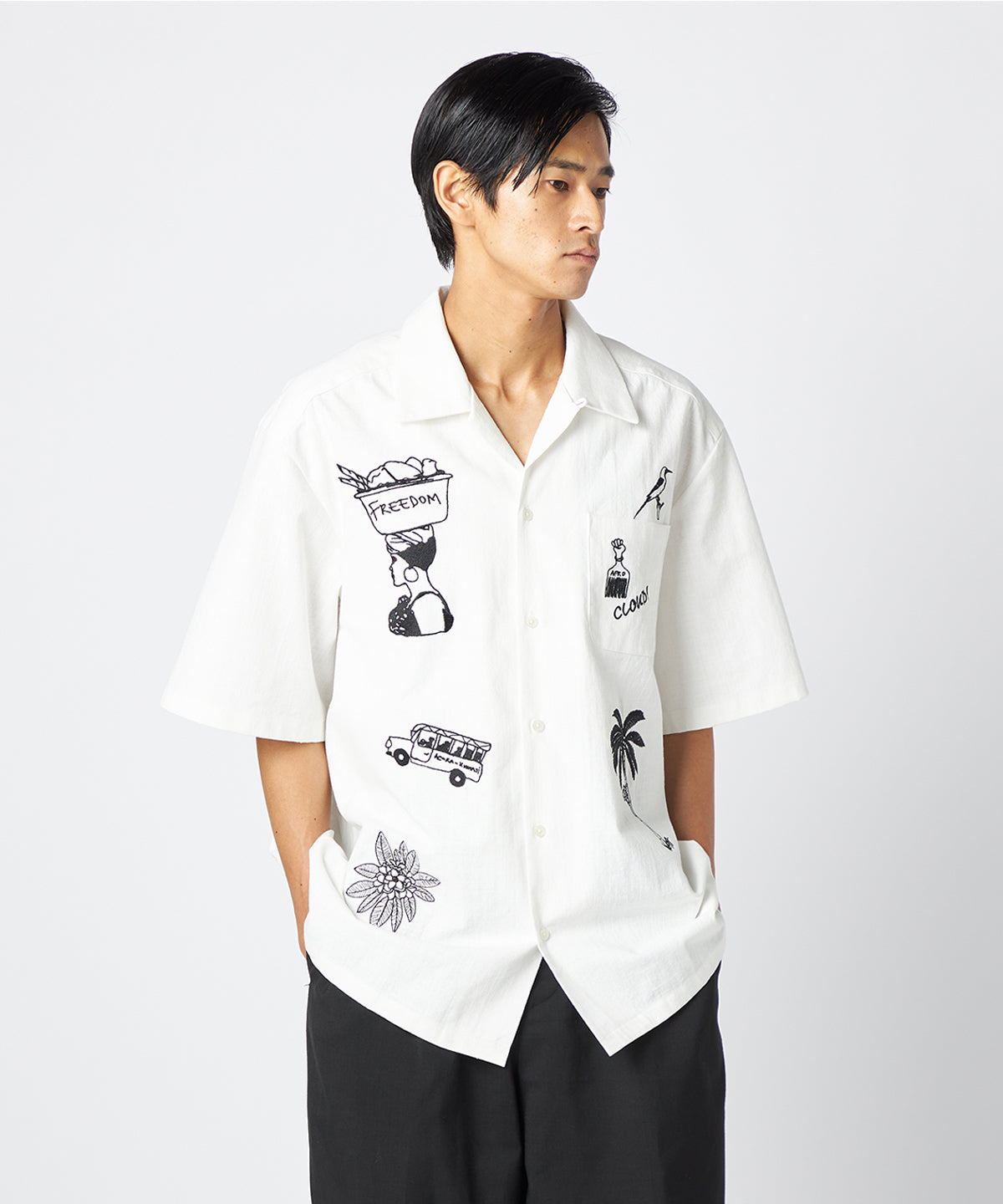 刺繍半袖シャツ "Everyday Ghana" OFF WHITE