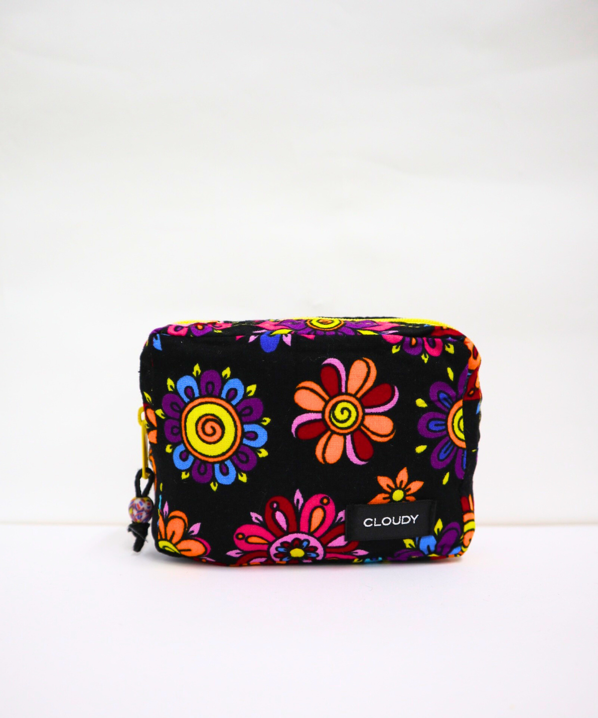Pouch Small 835