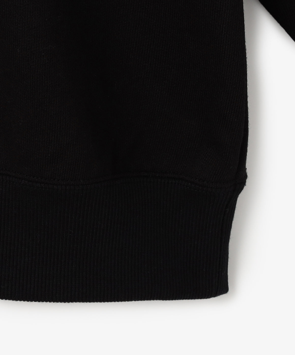 【予約：11月下旬発送予定】スウェットシャツ Accra BLACK