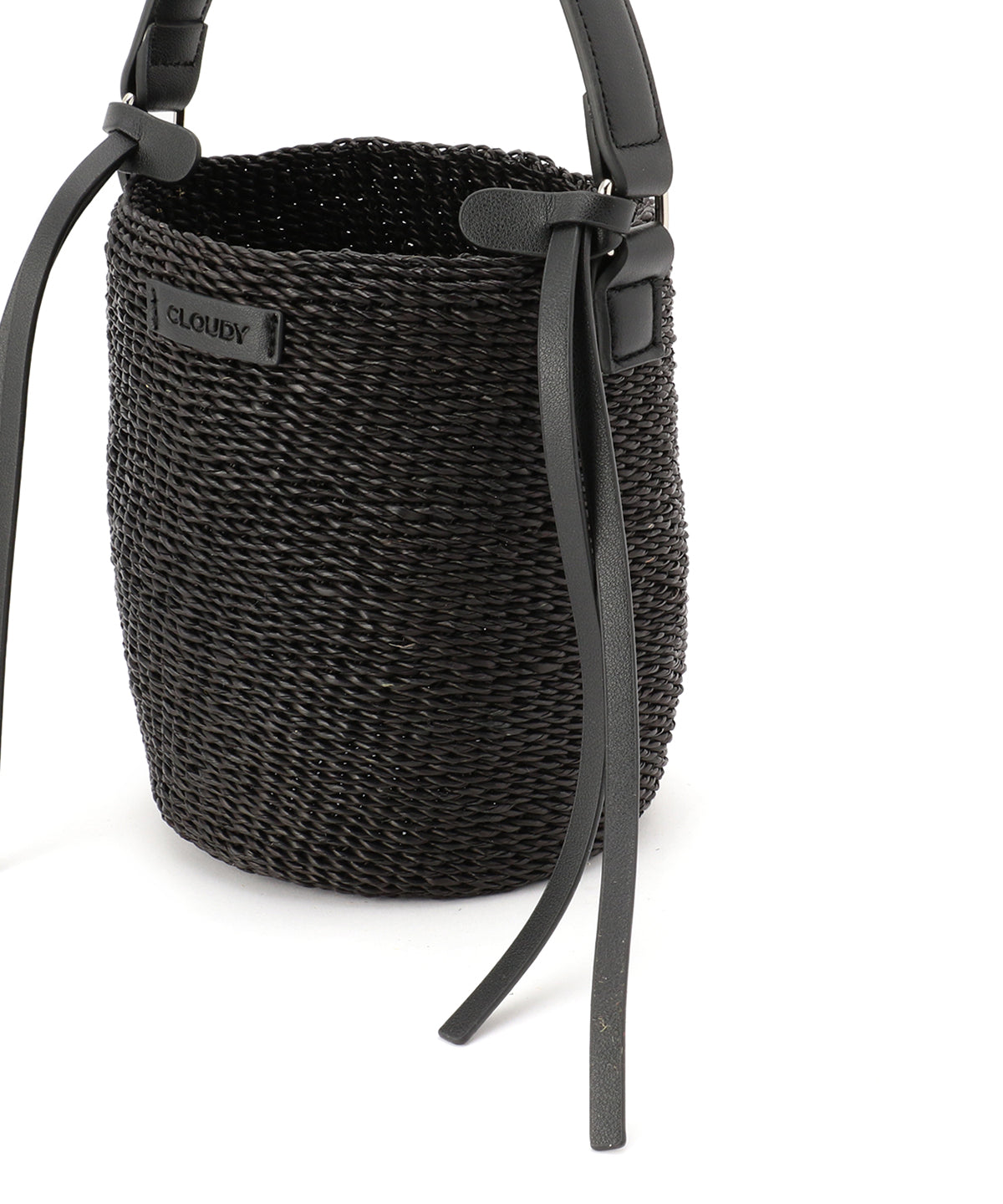 Fringed Handle Colored Tube Basket BLACK × BLACK