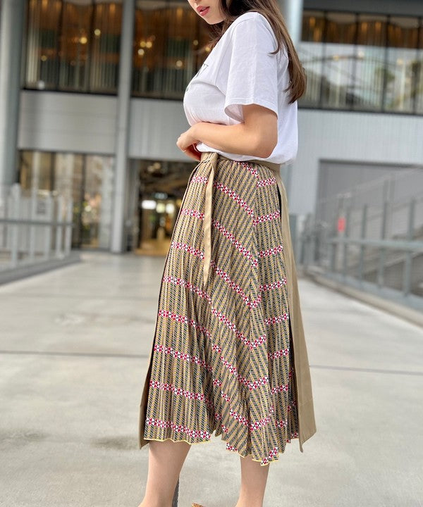 Beige green skirt sale